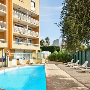 3* Lägenhetshotell Pierre & La Rostagne